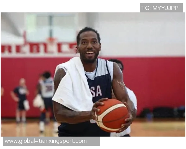 美网友怒斥快船败给勇士呼吁用小卡换取真正明星球员