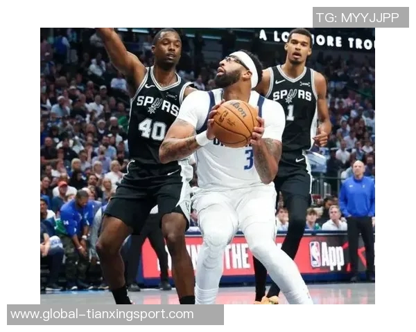 浓眉40分15篮板如同小孩对抗文班迅速进化令全联盟感到绝望