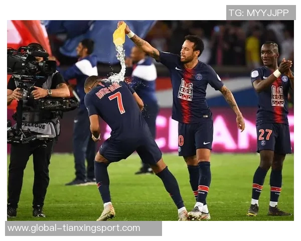 法甲精彩对决巴黎FC迎战洛里昂争夺关键三分 法甲精彩对决巴黎FC迎战洛里昂争夺关键三分