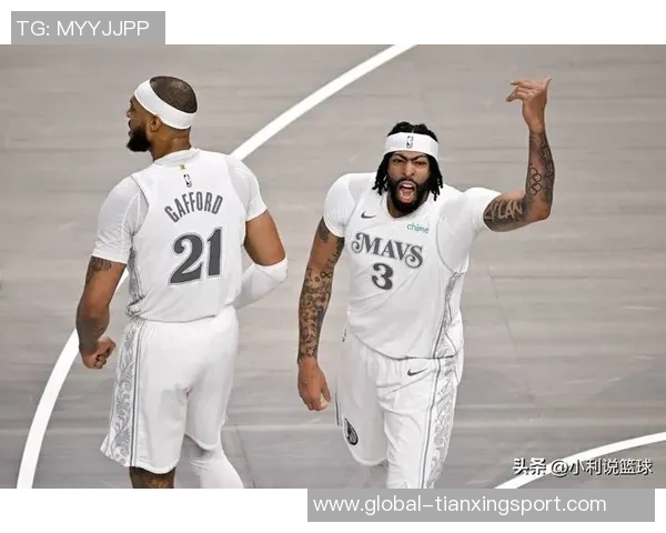 克莱状态堪忧表现离谱美媒直言他或需考虑退役选择 克莱状态堪忧表现离谱美媒直言他或需考虑退役选择