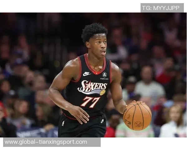 探花埃奇库姆首秀狂砍14分创新秀首节得分历史新高